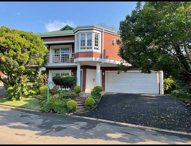 3 BEDROOM TOWNHOUSE RENTED IN HILLCREST CENTRAL